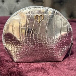 Clé de Peau Silver Croc-Embossed Cosmetic Case